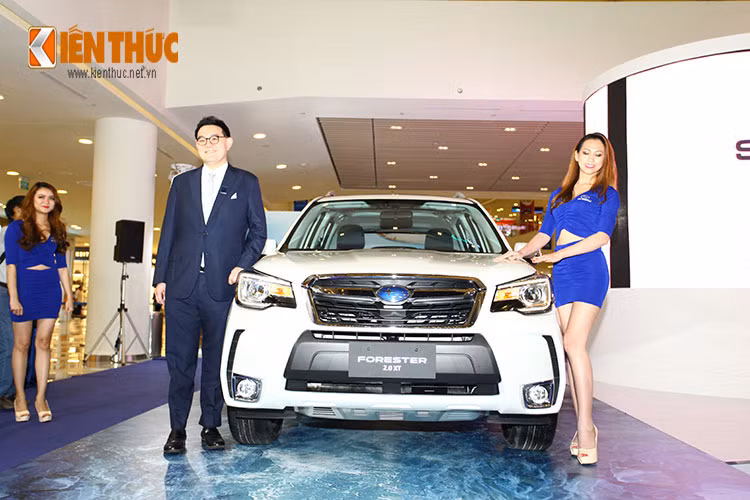 Tại thị trường Việt Nam, Subaru sẽ bán ra 2 phiên bản là Forester sở hữu động cơ 2.0i-L và 2.0XT. Giiá bán lần lượt sẽ từ 1,4 đến 1,6 tỷ đồng.