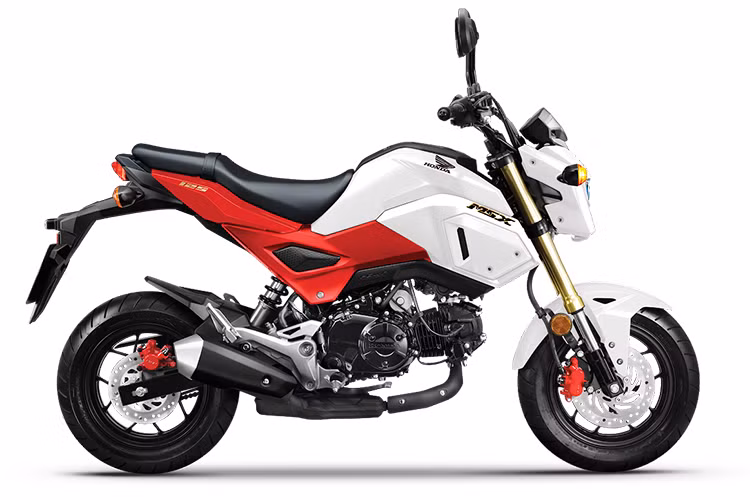 Được biết mẫu xe côn tay cỡ nhỏ Honda MSX 125 2020 được Honda t ại Việt Nam nhập khẩu trực tiếp từ Thái lan và sẽ chính thức phân phối tại các cửa hàng HEAD của Honda vào ngày 10/5 tới đây. 