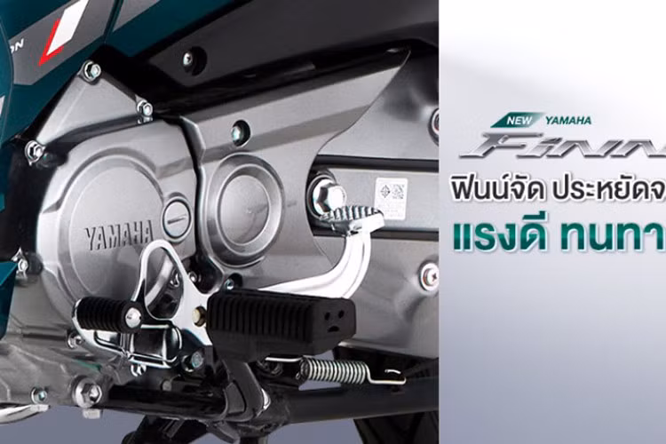 Các trang bị khác trên xe gồm giảm xóc trước ống lồng và phía sau là giảm xóc lò xo đôi. Phanh đĩa trước kèm tang trống sau được tích hợp công nghệ UBS - công nghệ phân bổ lực phanh đều cho 2 bánh để tăng cường hơn sự an toàn trong vận hành.