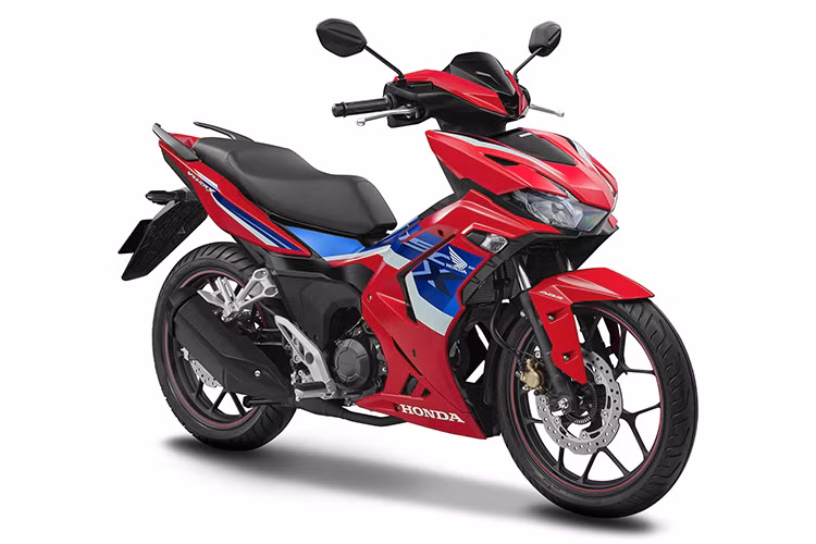 Xe được bán với 3 phiên bản là Tiêu chuẩn, Đặc biệt và Thể thao. Mức giá xe Honda Winner X 2022 bán ra chính hãng khởi điểm 46,09 triệu đồng cho bản Tiêu chuẩn, bản Đặc biệt và Thể thao có giá lần lượt 49,99 triệu và 50,49 triệu đồng.
