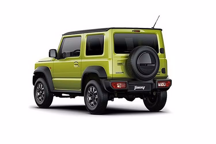Xe được trang bị động cơ xăng nhỏ nhất với dung tích 660cc và lớn nhất là dung tích 1.5L, động cơ sử dụng kết hợp với hộp số tự động 4 cấp (4 AT) và sàn 5 cấp (5 MT). Thế hệ mới sẽ vẫn tiếp tục sử dụng khung gầm rời (body-on-frame) và hệ truyền động 2 cầu AllGrip 4x4 của Suzuki.
