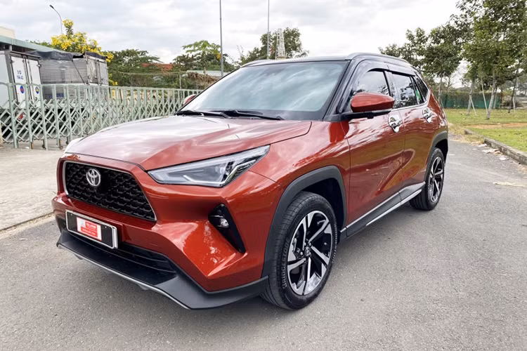 Toyota Yaris Cross 2023 moi chay 293 km rao ban lo 133 trieu dong