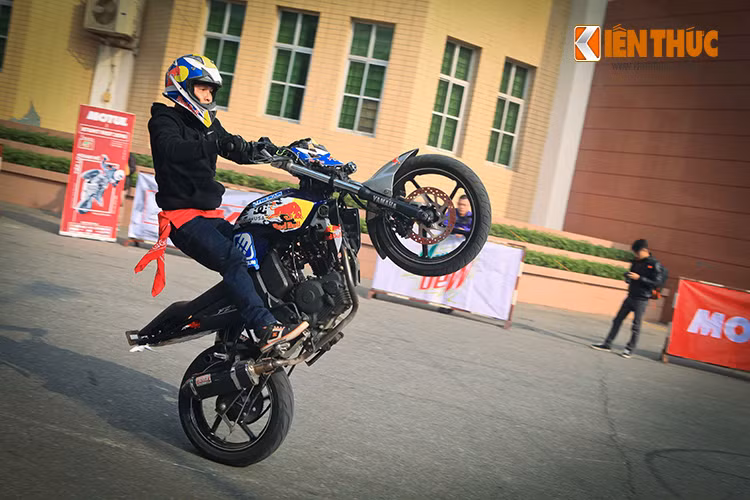 Biker Nguyễn Hoàng Anh với chiếc Yamaha Fz, anh đã có màn biểu diễn khá tốt và đạt 35 điểm, xếp thứ 6 chung cuộc.