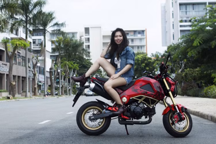Nhằm tạo nên sân chơi cho các tín đồ độ xe, từ ngày 27/7 đến ngày 6/9/2015, Honda Việt Nam tổ chức cuộc thi độ xe online mang tên “Đấu trường MSX”.