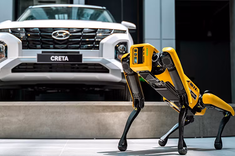 Hyundai Thanh Cong Viet Nam dua robot SPOT ve Viet Nam