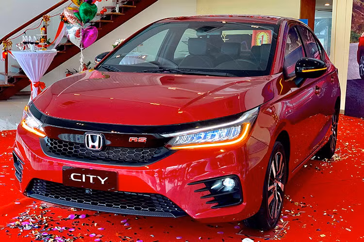 Gan 1500 xe oto Honda den tay khach Viet trong thang 8/2022