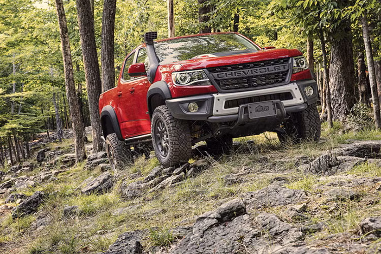Biến thể mạnh mẽ của Chevrolet Colorado ZR2 General Motors hợp tác cùng American Expedition Vehicles là chiếc Chevrolet Colorado ZR2 2019 dự tính sẽ thu hút nhiều khách hàng hơn nhờ thiết kế cùng cấu hình đầy mạnh mẽ và uy lực.