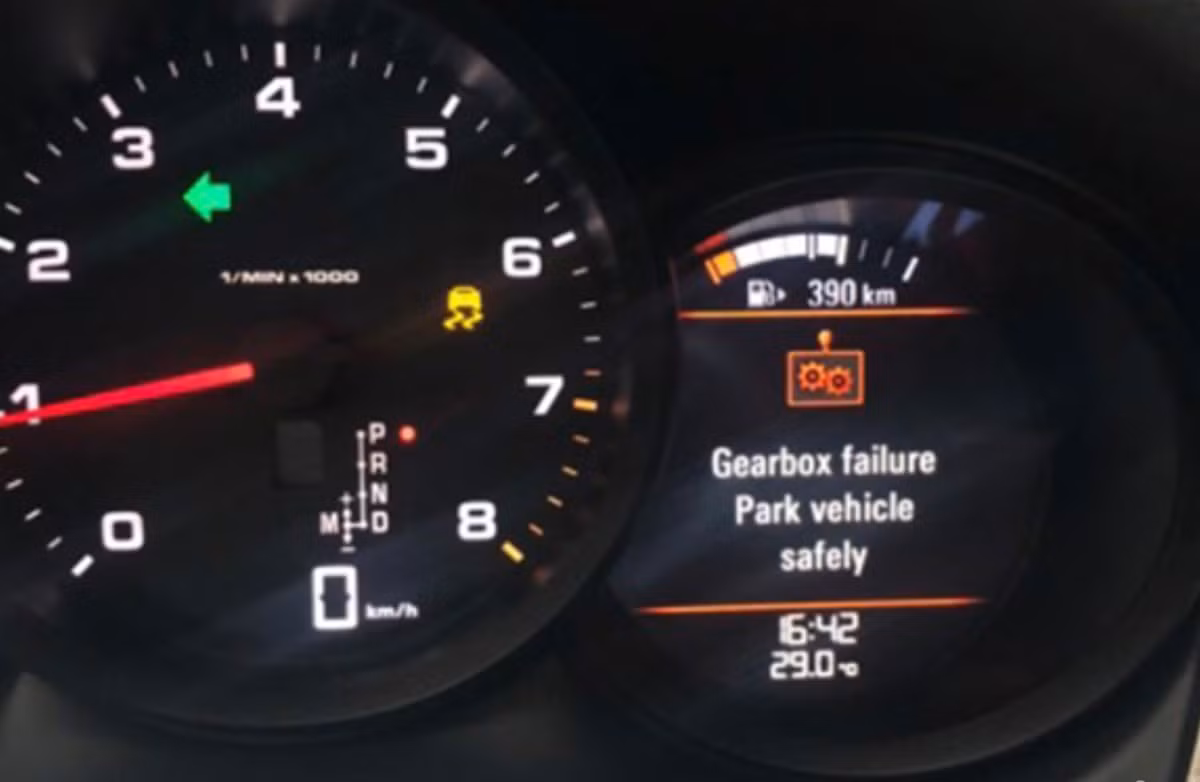 Vu viec xe Macan thay can truoc hong hop so, Porsche Viet Nam noi gi?-Hinh-2