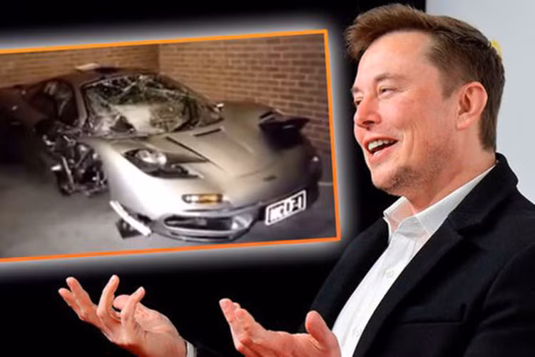 Cuối cùng chính là việc siêu xe McLaren F1 từng là chiếc xe nhanh nhất thế giới trong 11 năm liền, từ 1998 đến tháng 4/2009 khi xe từng đạt vận tốc tối đa lên đến 386 km/h trong lần chạy thử vào ngày 31/3/1998. McLaren F1 được trang bị khối động cơ V12, dung tích 6.1 lít, sản sinh công suất 618 mã lực và mô-men xoắn cực đại 650 Nm. Xe được trang bị hộp số sàn 6 cấp.