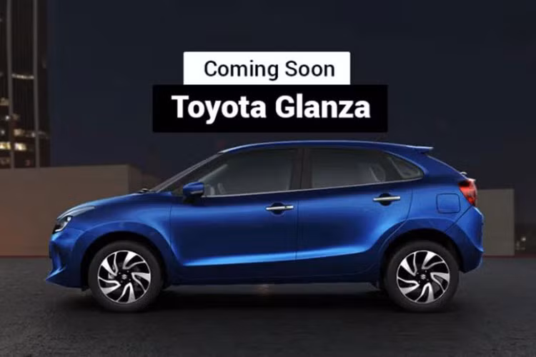 Trong khi đó, cản trước của Toyota Glanza 2019 được cho là sẽ cải tiến so với trang bị dành cho Suzuki Baleno 2019. Ngay cả thiết kế sườn xe của Toyota Glanza 2019 cũng được bê nguyên từ Suzuki Baleno sang. Điều này được thể hiện qua gương chiếu hậu gắn trên cửa trước và tích hợp đèn báo rẽ của Toyota Glanza 2019.