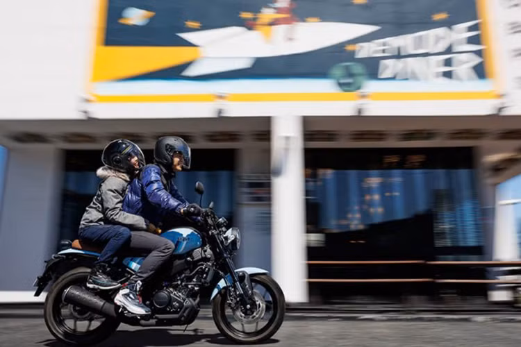 Mức giá xe Yamaha XSR125 2025 bán ra tại thị trường Nhật Bản là 506.000 yên (tương đương khoảng 86,5 triệu đồng). Dự đoán, thế hệ mới của Yamaha XSR125 cũng sẽ sớm được bán tại Việt Nam năm nay. 