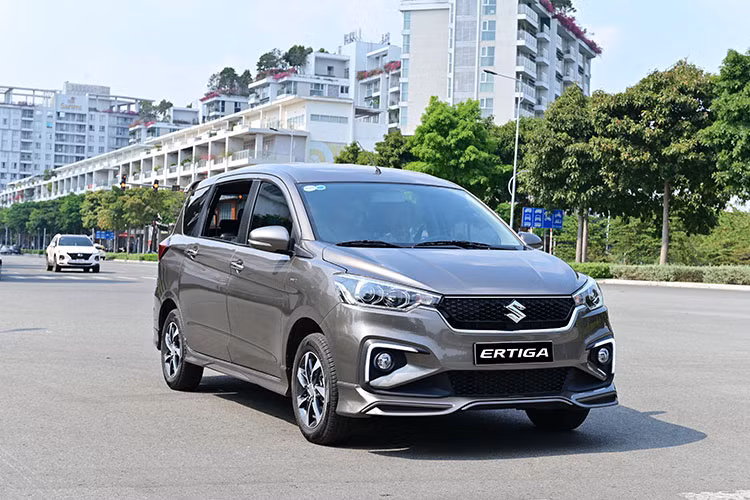 Ly do khien Suzuki Ertiga 7 cho dang tien cho khach Viet?