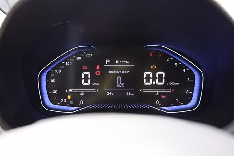 Chưa hết, Hyundai Accent 2020 tại Ấn Độ còn giới thiệu tính năng cho phép người lái xem hình ảnh do camera lùi ghi lại và hiển thị trên màn hình trung tâm mà không cần phải cài số lùi. 