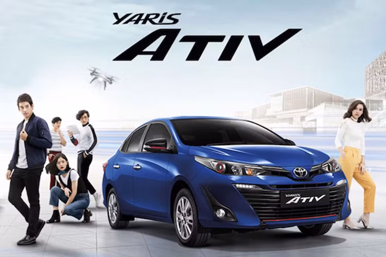 Đây là dòng xe được đánh giá cao về độ an toàn với những trang bị đáng chú ý trên phiên bản cao cấp như 7 túi khí, hệ thống cân bằng điện tử, kiểm soát lực bám, hỗ trợ khởi hành ngang dốc, chống bó cứng phanh ABS, phân bổ lực phanh điện tử EBD và trợ lực phanh.