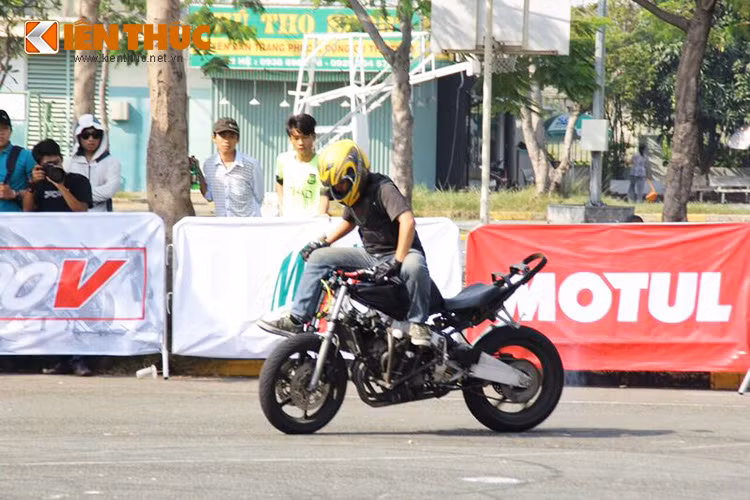 Đã trải qua 3 năm tổ chức chương trình Stunt Fest, Motul đã luôn tìm cách đổi mới để làm hài lòng người hâm mộ và đưa môn thể thao thú vị này ngày càng đến gần với những người yêu xe hơn.