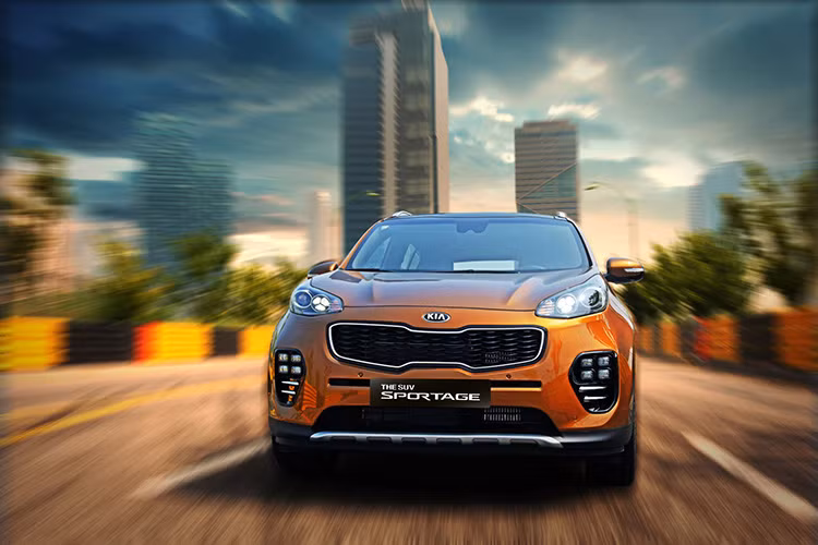 Động cơ bản GT Line sản sinh 177 mã lực và mô-men xoắn cực đại 265 Nm. Các phiên bản Sportage thế hệ mới sẽ cập bến thị trường Châu Âu trong quý I năm sau.