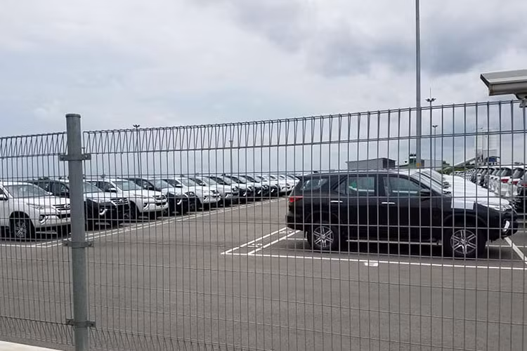 Sau hơn nửa năm cầm chừng với những mẫu xe lắp ráp cũ, hàng loạt xe mới của Toyota sắp ra mắt tại thị trường Việt Nam sẽ vô cùng phong phú bao gồm: Toyota Avanza, Rush, Fortuner, Wigo và Yaris. Ngoài ra còn có thêm một sản phẩm lắp ráp mới nữa là Toyota VIos hoàn toàn mới.