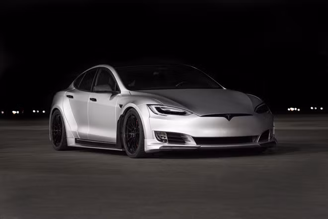 Gói S-APEX Complete Vehicle Program của Unplugged Performance có giá khởi điểm từ 50.000 USD và chưa bao gồm chi phí mua xe nguyên bản, nghĩa là khách hàng sẽ phải trả hơn 200.000 USD (khoảng 4,66 tỷ đồng).
