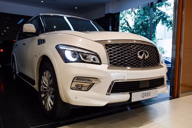 Tính đến nay, sau 7 năm có mặt tại thị trường ôtô Việt, danh mục sản phẩm của Infiniti chỉ vỏn vẹn 4 mẫu xe gồm QX70, QX80, QX60 và QX50 với giá bán dao động từ 2,45 đến 7 tỷ đồng. Không có nhiều lựa chọn, giá thành ở mức đắt nhất phân khúc, thiết kế nội/ngoại thất chưa thực sự ấn tượng dẫn đến cái kết như ngày hôm nay.