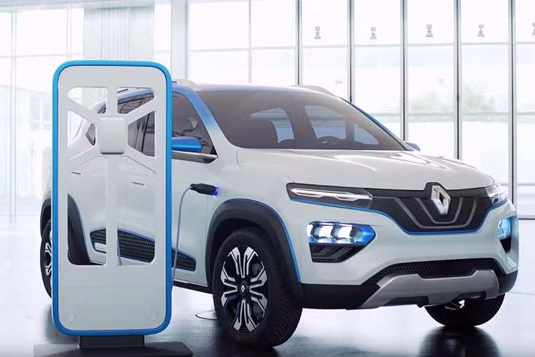 Phiên bản sản xuất thương mại của concept xe thành phố này sẽ được tung ra thị trường trong năm 2019, và sẽ được lên sàn đầu tiên ở Trung Quốc. Chịu trách nhiệm lắp ráp xe sẽ là “e-GT New Energy Automotive Co,” một công ty liên doanh của Dongfeng và Nissan “được thành lập để phát triển và sản xuất xe điện cạnh tranh cho thị trường Trung Quốc.