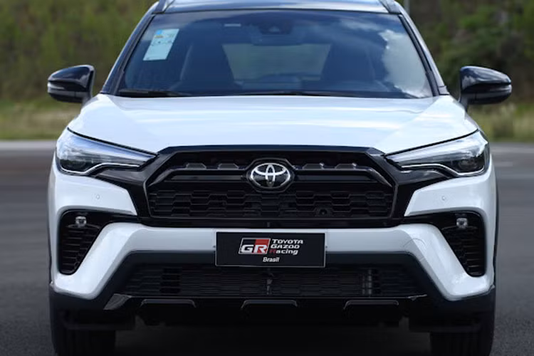 Với việc phiên bản GR Sport được ra mắt tại 3 thị trường Đông Nam Á, không loại trừ khả năng biến thể này sẽ được bổ sung vào danh mục sản phẩm của Toyota tại Việt Nam trong năm nay.