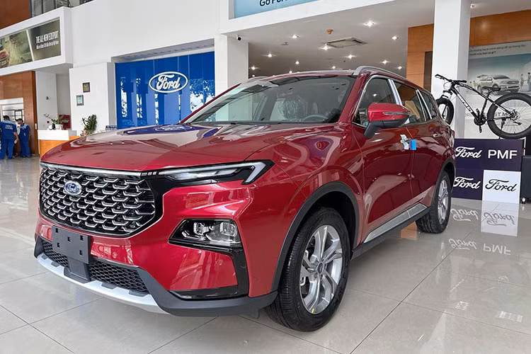 Ford Territory giam toi 73 trieu tai Viet Nam, Mazda CX-5 de chung