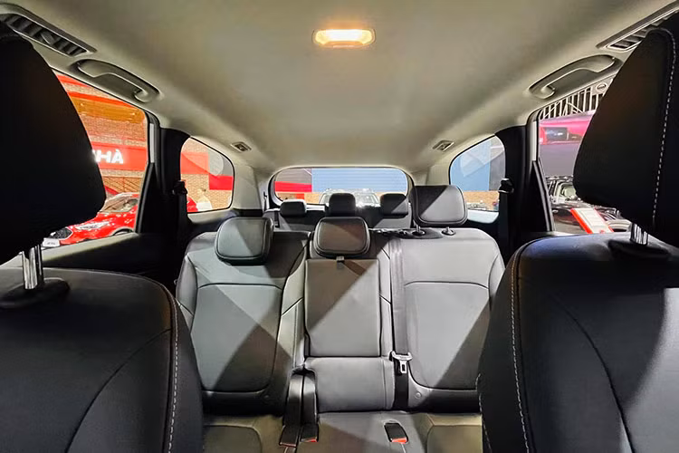 Nằm bên dưới nắp ca-pô của MG G50 tại Việt Nam là động cơ xăng 4 xi-lanh, tăng áp, dung tích 1.5L, tạo ra công suất tối đa 168 mã lực và mô-men xoắn cực đại 285 Nm. Động cơ kết hợp với hộp số tự động ly hợp kép 7 cấp ướt và hệ dẫn động cầu trước.