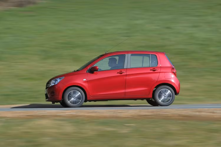 Cụ thể, chỉ tính riêng trong tháng 7/2017 Suzuki chỉ bán được 4 chiếc Celerio và tính tổng cộng trong 7 tháng đầu năm 2017, doanh số chỉ đạt 141 xe. Hiện số xe bán ra giảm 86,2% và 74,3% so với cùng kỳ năm ngoái.