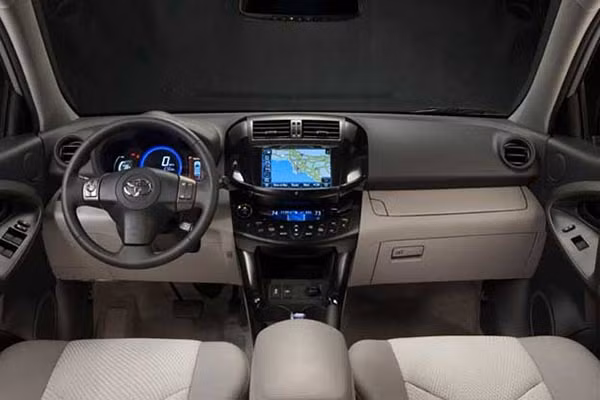 Toyota trieu hoi hon 1,1 trieu xe loi day dai an toan-Hinh-2