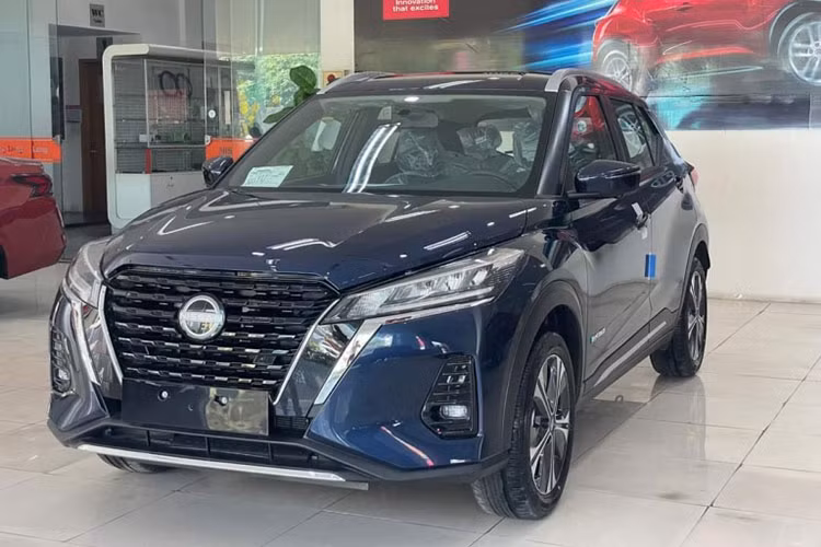 Gia xe Nissan tai Viet Nam dang giam manh, toi 120 trieu dong-Hinh-2