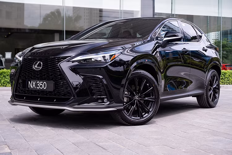 Can canh Lexus NX hoan toan moi hon 3 ty dong tai Viet Nam