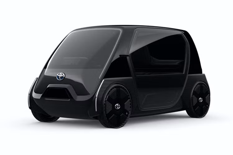 Cụ thể, chiếc Toyota BEV sẽ mang thiết kế 2 chỗ ngồi sẽ đáp ứng được nhu cầu đi lại hàng ngày của người dùng ở các lứa tuổi như người già, người mới lấy bằng lái hoặc các doanh nhân muốn đi gặp khách hàng hoặc đối tác trong khoảng cách gần.