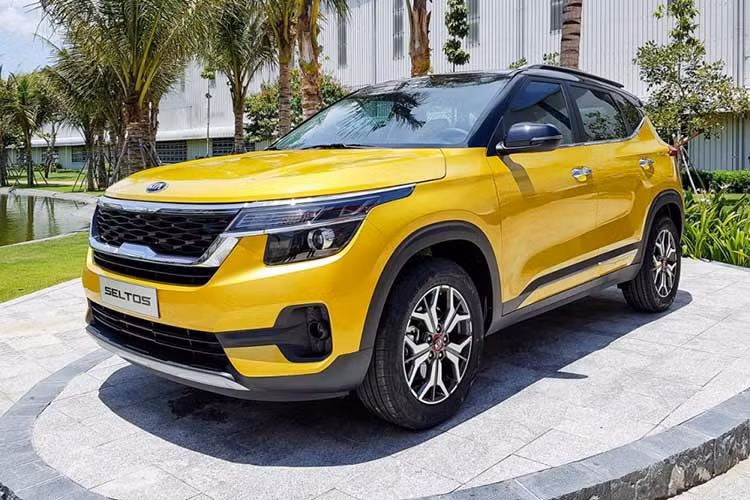 Mẫu crossover cỡ B nhà Kia đạt 1.091 xe bán ra trong tháng 10/2023, tăng 26 chiếc so với tháng liền trước và tiếp tục có mặt trong top 10 xe bán chạy nhất toàn thị trường. Tính từ đầu năm đến nay, Kia Seltos bán ra được 7.334 chiếc.