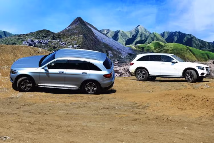 Được công bố với mức giá bán 1, 769 tỷ đồng – Mercedes GLC mới sở hữu mức giá “thấp đến bất ngờ” so với các đối thủ khác. Chất lượng của GLC 250 sẽ được chính người tiêu dùng Việt chứng thực thông qua trải nghiệm thực tế trên đường sau khi nhận xe.