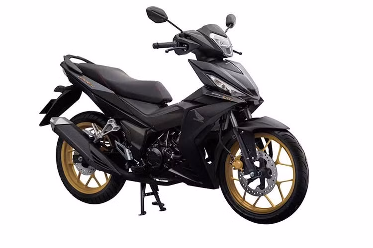Nhằm đa dạng hóa phong cách và nhấn mạnh phong cách của mẫu xe máy côn tay thể thao cỡ nhỏ, Honda Việt Nam vừa chính thức giới thiệu phiên bản cao cấp Honda Winner 150 mới. Xe được nâng cấp thêm màu sắc ấn tượng hơn, nhằm cạnh tranh với các đối thủ cùng phân khúc.