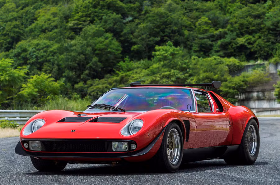 Bộ phận phục chế Polo Storico của Lamborghini đã tiếp nhận và thực hiện làm mới chiếc Miura SVR duy nhất trên hành tinh. Dự án phục chế được yêu cầu bởi một người Nhật với mong muốn đưa chiếc siêu xe Lamborghini Miura SVR tham dự các cuộc triển lãm về lịch sử xe đua nhằm giới thiệu mối liên hệ với văn hóa chơi xe tại Nhật Bản.