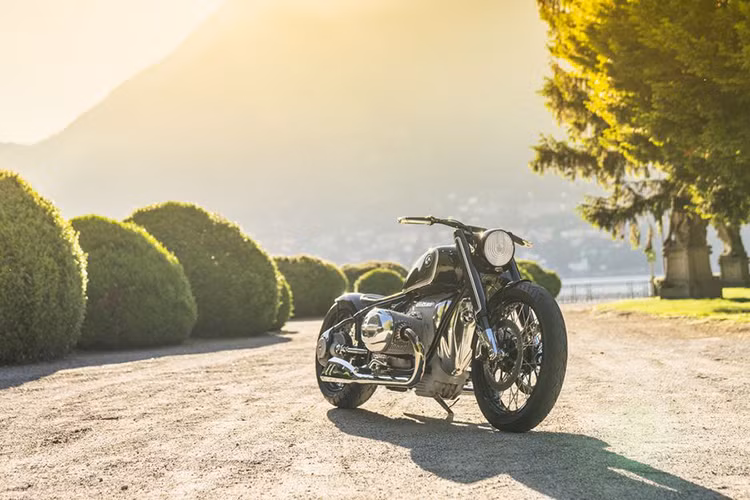 Động cơ của mẫu xe môtô BMW R18 Concept mới cũng đã được trang bị bộ chế hòa khí Solex kép tương tự như trên những chiếc BMW 2002.