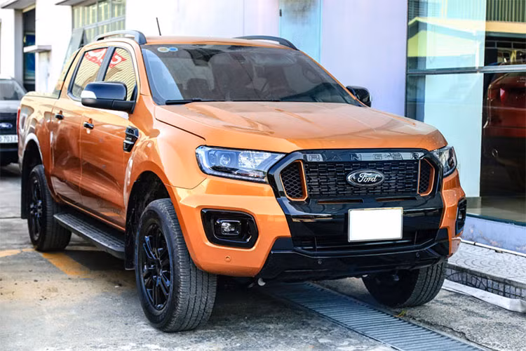 Trong tháng 6, doanh số Ford Ranger tục giảm với 754 xe được bán ra, giảm 40 xe so với tháng trước. Tuy nhiên, Ranger vẫn đang là “vua bán tải” trong phân khúc xe bán tải với doanh số bỏ xa các đối thủ. Mới đây, Ford Việt Nam cũng đã xác nhận thông tin Ford Ranger sẽ được chuyển sang lắp ráp trong nước từ tháng 6/2021.