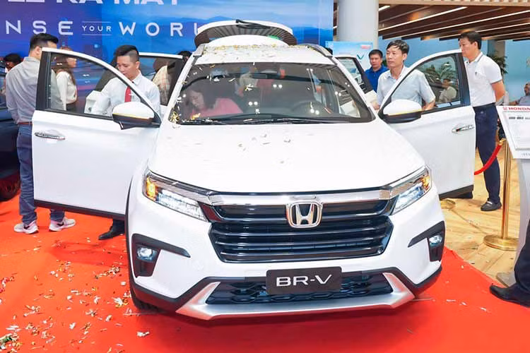 Mitsubishi Xpander van la 