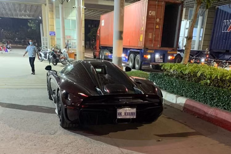Koenigsegg Regera tram ty cua Hoang Kim Khanh da ve Viet Nam