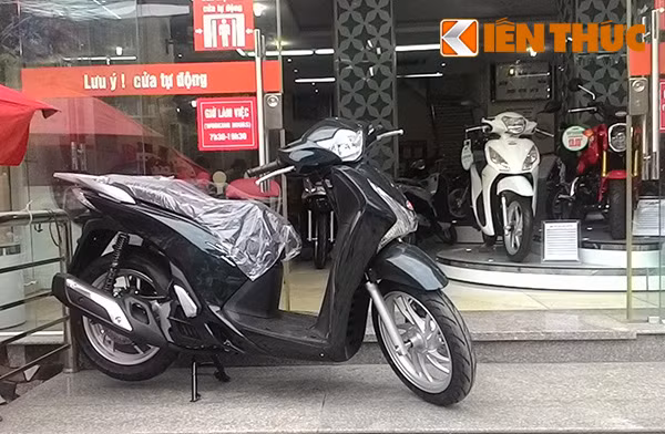 Vua ra mat thi truong Viet, Honda SHi da bi 