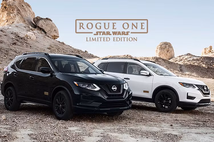 Tại thị trường Mỹ, Nissan Rogue One Star Wars Edition có 2 lựa chọn màu ngoại thất là đen vầ trắng. Giá của Nissan Rogue 20117 vào khoảng 23.820 USD, với bản đặc biệt sẽ có giá cao hơn gần 2.000 USD. Tại Việt Nam, Nissan X-Trail 20116 có 3 phiên bản tiêu chuẩn, gồm 2.0 SL và 2.5 SL với giá bán dao động từ 998 triệu đồng đến 1,198 tỷ đồng.