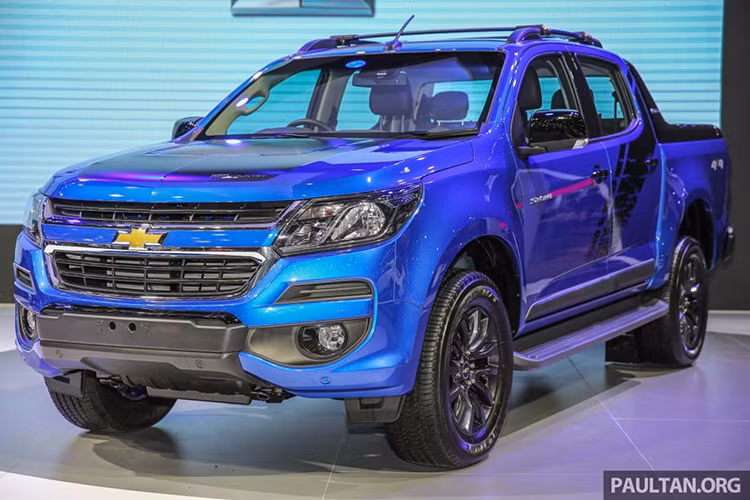 Sau khi công bố hình ảnh và thông tin về phiên bản đặc biệt của mẫu bán tải Chevrolet Colorado có tên gọi là Colorado High Country Storm vào tuần trước, phiên bản này đã được Chevrolet Thái Lan ra mắt chính thức và trưng bày tại triển lãm Bangkok Motor Show 2017.