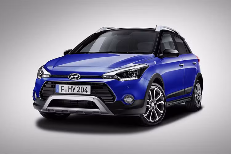 Trước đó, tại thị trường Ấn Độ - Hyundai i20 2018 facelift cũng đã được ra mắt thông qua triển lãm Auto Expo 2018 vào tháng 2 vừa qua. Tại thị trường đông dân thứ 2 thế giới này, xe được phân phối trên thị trường với 10 biến thể khác nhau và có giá bán thấp nhất từ 189 triệu đồng.