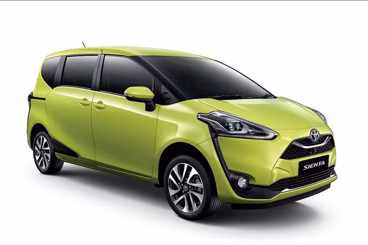 Hãng xe Toyota vừa giới thiệu tới thị trường Thái Lan phiên bản nâng cấp của mẫu MPV cỡ nhỏ Toyota Sienta 2020 mới. So với "người tiền nhiệm", Sienta 2020 sở hữu nhiều thay đổi về cả thiết kế lẫn các trang bị đi kèm.