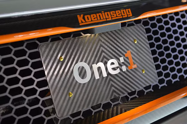 Sieu xe Koenigsegg One:1 cuoi cung da roi nha may-Hinh-2