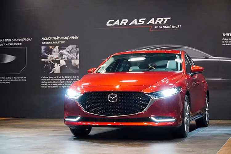 Trong tháng 11 mẫu Mazda3 chỉ đạt doanh số 1.128 xe, tăng 101 xe so với tháng 10. Phiên bản 2020 của Mazda 3 với thiết kế trẻ trung, thể thao đi cùng những công nghệ an toàn hàng đầu, hứa hẹn sẽ có nhiều bứt phá về mặt doanh số ở những tháng tiếp theo.