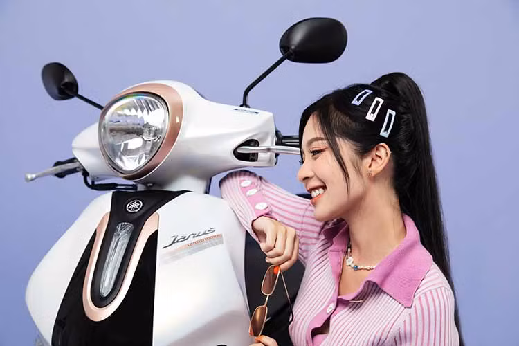 Yamaha Janus “nguoi ban dong hanh” cua dien vien Ngoc Huyen