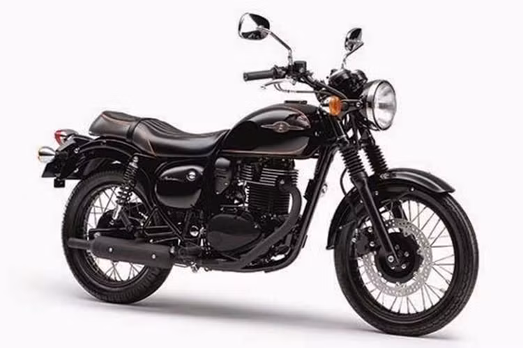 Mẫu xe môtô mang phong cách hoài cổ Kawasaki Estrella 250 2017 thế hệ mới sẽ được ra mắt với 2 phiên bản, gồm bản tiêu chuẩn và phiên bản đặc biệt có tên 2017 Estrella Special Edition. Dự kiến xe sẽ được ra mắt tại Nhật Bản vào ngày 15/3/2017 tới đây.