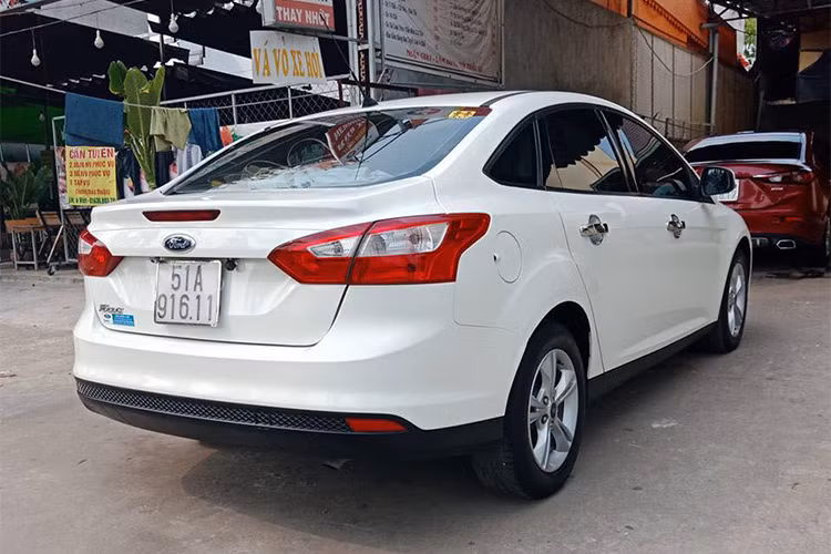 Năm 2016 Ford Việt Nam cũng triệu hồi 8.355 xe do các lỗi liên quan đến hộp số. Trong đó, gồm 2.150 xe EcoSport, 4.179 xe Fiesta và 2.010 chiếc Focus lắp ráp tại Việt Nam cùng 16 chiếc Fiesta xe nhập khẩu. Đợt triệu hồi này của Ford là để cập nhật phần mềm nhằm giúp cảnh báo và phát hiện sớm lỗi mạch điện có thể xảy ra đối với bộ điều khiển hộp số (TCM) của các xe Ford EcoSport, Fiesta và Focus.